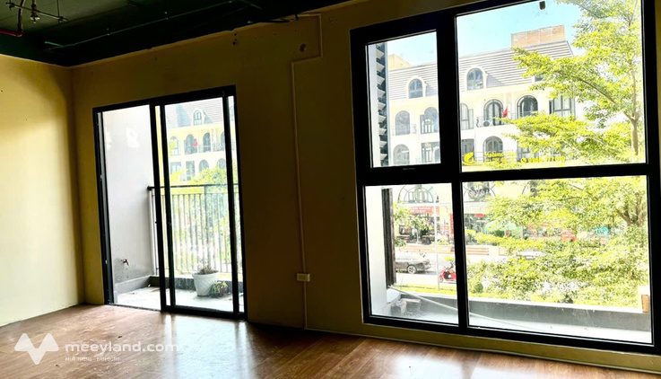 Chính chủ bán căn hộ tòa R1.02, 1 phòng ngủ, diện tích 44m2, view nội khu tại Vinhomes Ocean Park Gia Lâm