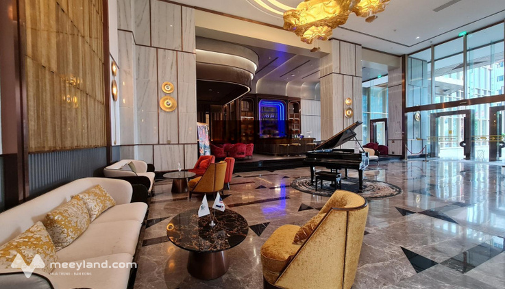 Cho thuê văn phòng Epic Tower 19 Duy Tân, DT 200m2, miễn phí 1 tháng thi công