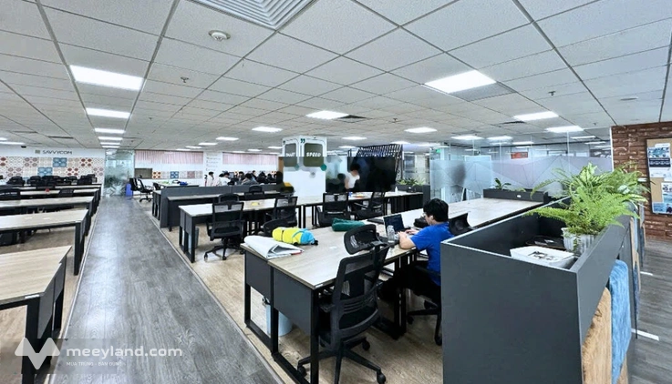 500m2 cắt lẻ từ 80m2 cho thuê giá 280k/m2/th đã setup nội thất tại Việt Á Tower Duy Tân