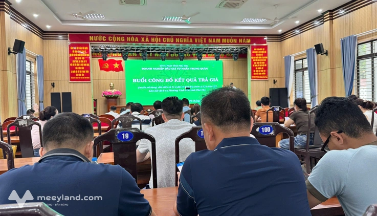 Bán nhanh lô đất đấu giá đẹp Tích Sơn, Vĩnh Yên 105m2, ngang 6m, full thổ cư giá chỉ 24,29 triệu/m2