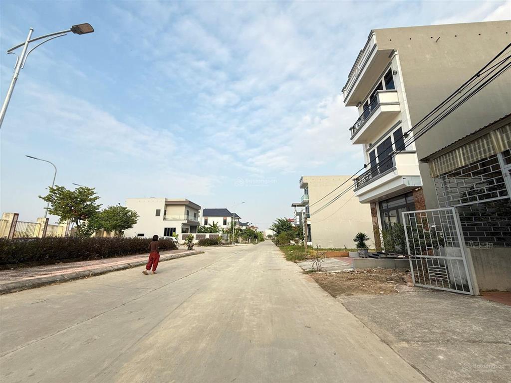 Hàng hiếm chính chủ đất đẹp đón sóng đầu tư tại cảnh thụy