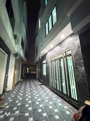 Bán nhà 3 tầng ngõ phố Phú Bình, phường Nhị Châu, Hải Dương, 40.6m2, ngang 5.2m, 3 ngủ, 3 vệ sinh, 1.98 tỷ