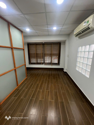Nhà 4 tầng Phùng Văn Cung đắc địa, vừa ở vừa kinh doanh, chỉ 5.65 tỷ