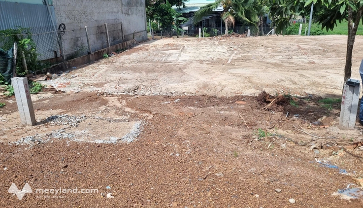 Diện tích 110m2 có thổ cư, nằm giữa khu công nghiệp Phước Đông, 380 triệu
