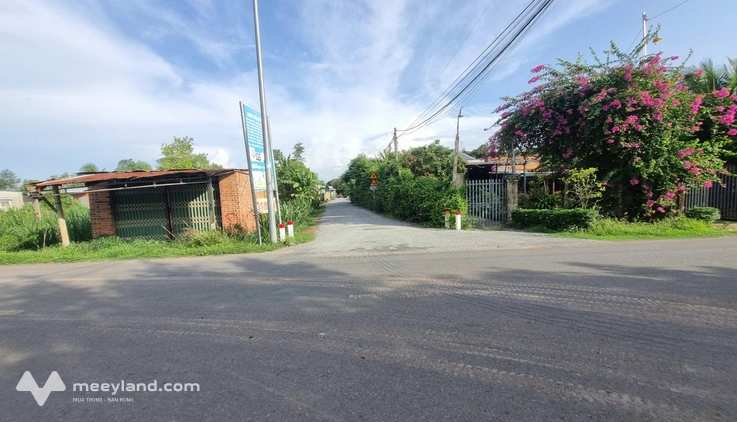 Diện tích 5m x 45m có thổ cư, đường thông, gần khu công nghiệp chủ ngộp 399 triệu