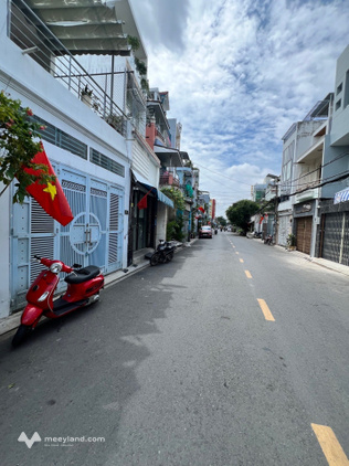 Mặt tiền Nguyễn Văn Yến, 73m2, 4m x 18m, 3 ngủ, nhà kiên cố, ở, kinh doanh, chỉ 8.9 tỷ