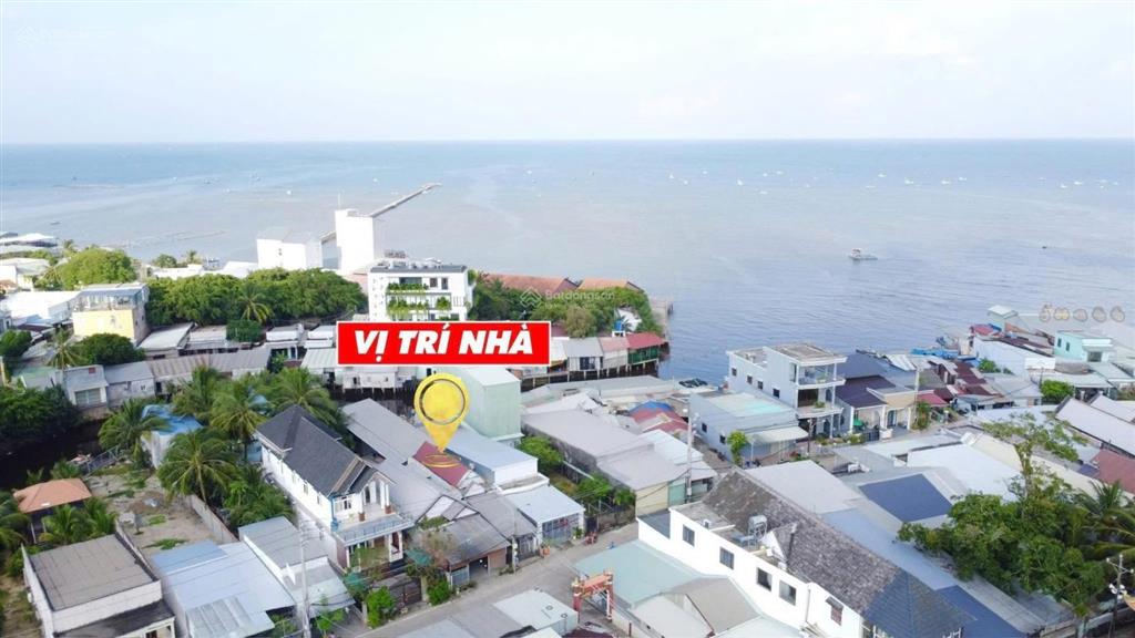 Ngộp bank bán gấp căn nhà sát biển gần 300m2 sẳn 100m2 thổ cư. giá chỉ 4tỷ x nhỏ sổ hiện đường, ph
