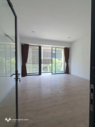 Cho thuê văn phòng - The Global City 8 triệu/30m2/WC riêng/ ban công rộng 5m