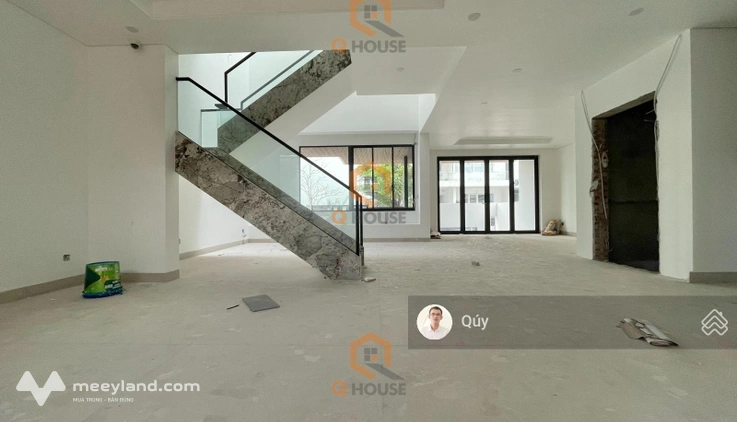 Tòa nhà "mới" Saigon Mystery Villas đường Bát Nàn 10m*18m, hầm, 3 lầu, sân thượng, 85 triệu/tháng