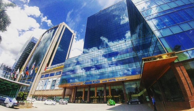 CĐT cho thuê văn phòng hạng A - Charmvit Tower Trần Duy Hưng. DT 120m2, 320k/m2/th