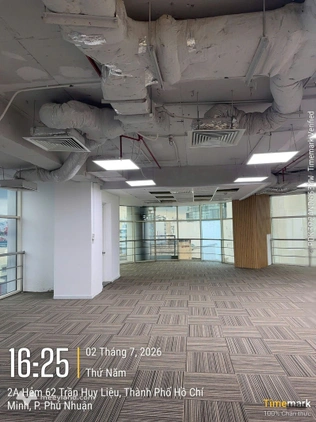 Cho thuê mặt bằng văn phòng 315m2 tòa nhà L'MAK The Venture 62 Trần Huy Liệu giá tốt