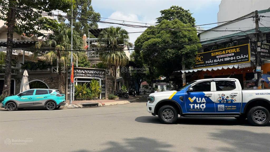 Bán nhà mt nguyễn gia trí, 17x20m, 322m2, 3 tầng, 110 tỷ