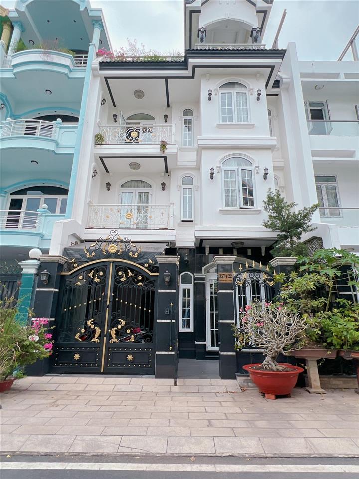 Nhà đẹp khu sân bay t3 dt (7 x 20m) gần mặt tiền đường hoàng hoa thám 22,9 tỷ thương lượng