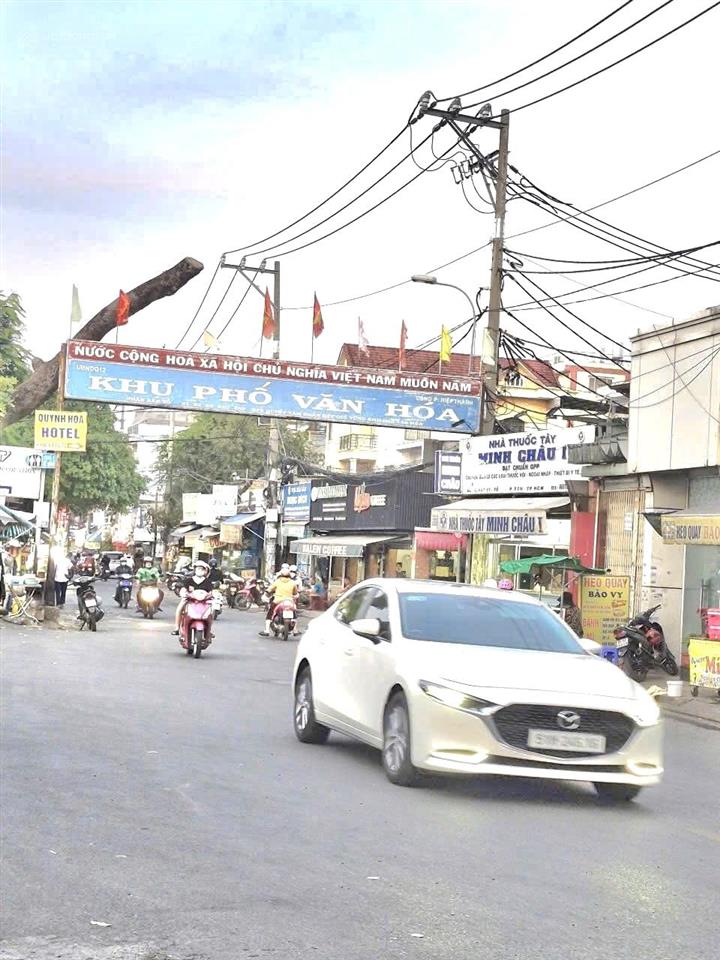 Bán nhà 5m x 24m cấp 4 mặt tiền đường hiệp thành 17 ngay cạnh chợ, bx buýt hiệp thành