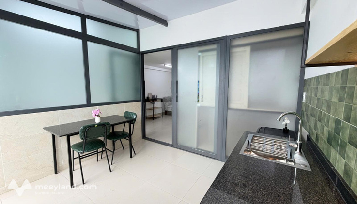 Cho thuê căn hộ DV gần trường Văn Hiến Nguyễn Văn Linh