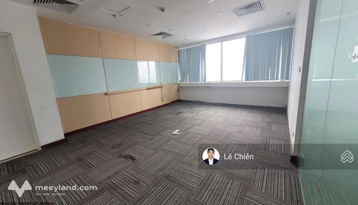 BQL VietTower 1 Thái Hà cho thuê VP 300m² có cắt 100m² theo yêu cầu, đầy đủ nội thất cơ bản