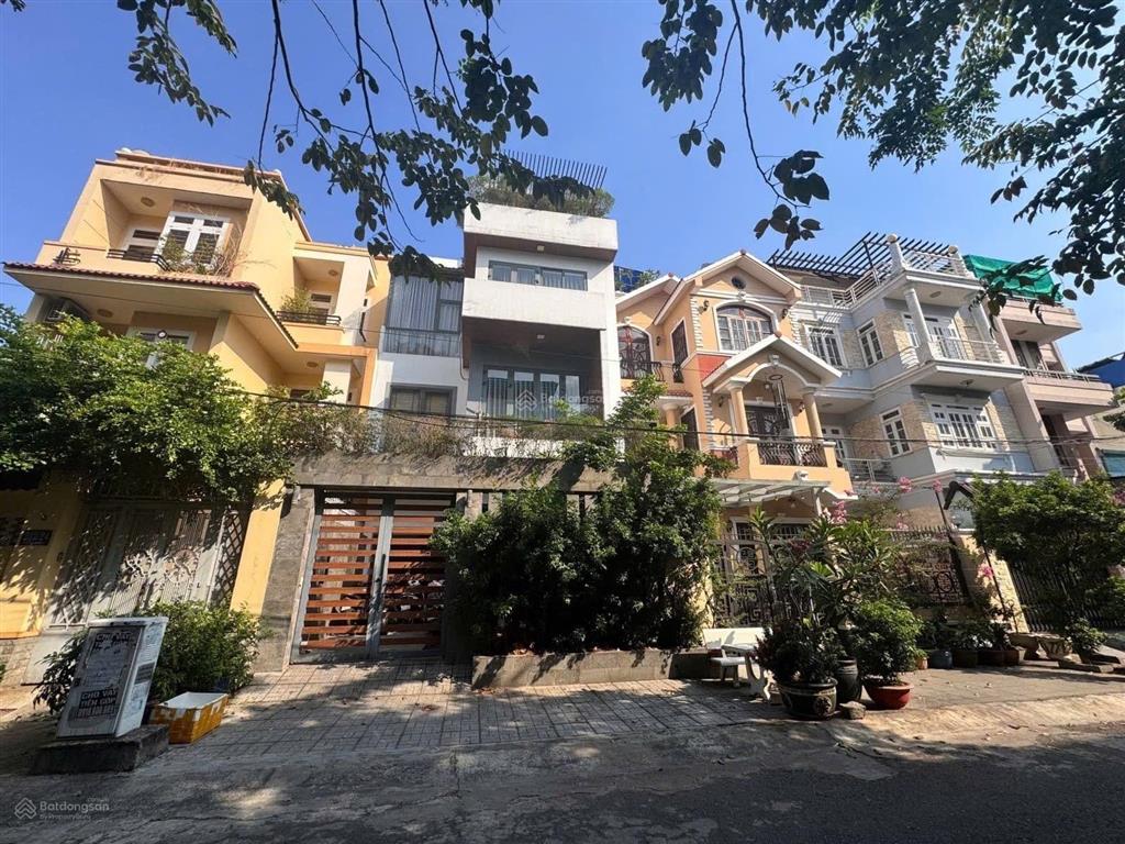 Siêu phẩm bình lợi, p13, bình thạnh (dt hơn 105m2) cần tìm chủ mới. giá mong muốn 5tỷ220 còn tl