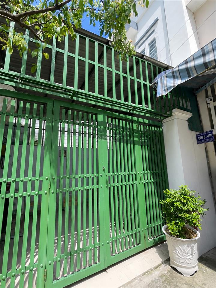 4.9 tỷ nhà 57m2, 2 tầng ngay lã xuân oai đang mở rộng 30m