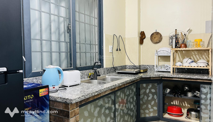 Phòng cho thuê đầy đủ tiện nghi có ban công