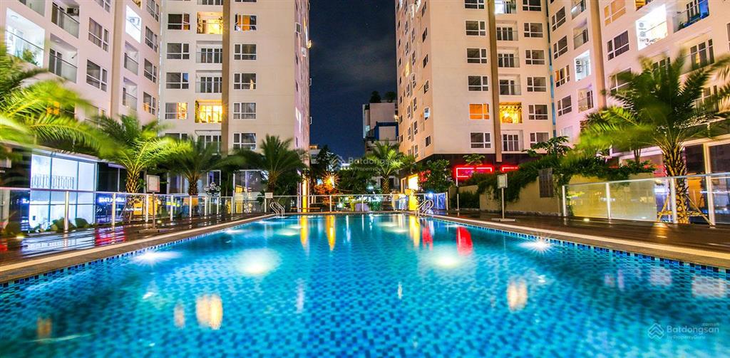 Tôi cần bán căn góc 3pn tại sky center, dt 100 3pn giá 8,5 tỷ