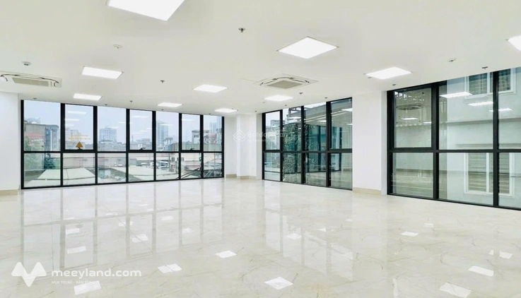 Cho thuê văn phòng 110m2, giá 17 triệu tại phố Nguỵ Như Kon Tum, Thanh Xuân, chia phòng sẵn