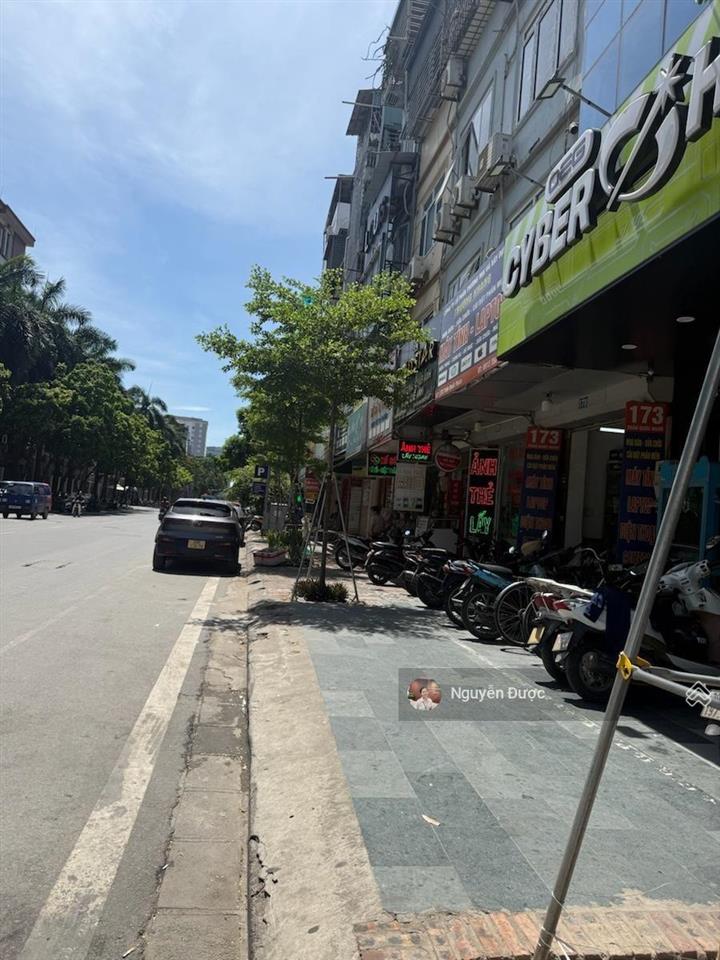Mặt phố đống đa quận, view hồ, diện tích 140/160m, mặt tiền 10m, gpxd 10 tầng, giá sốc, chỉ 71 tỷ