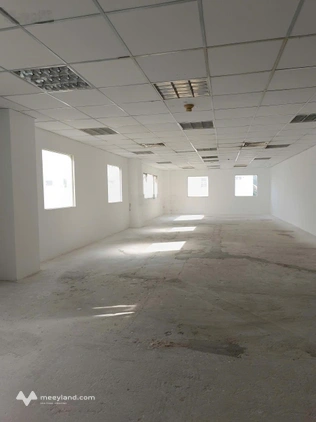 Văn phòng Q3 DT: 220m2 giá 60tr. Nguyễn Gia Thiều, Phường Xuân Hòa