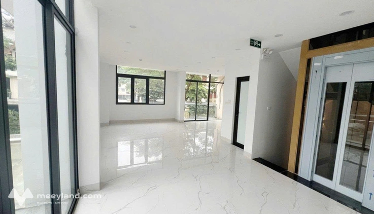Bán gấp biệt thự đẹp 4 tầng An Phú Villa, 295m2, mặt tiền 10m, lô góc, thang máy, kinh doanh văn phòng, giá 55 tỷ