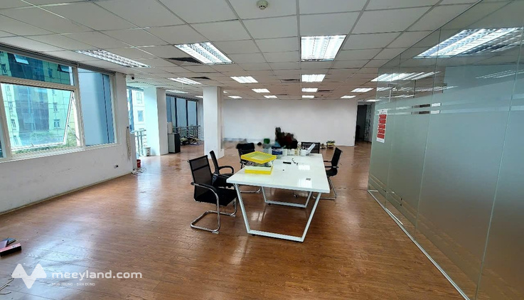 Cho thuê văn phòng tại toà Hoàng Ngọc Building diện tích 130m2, giá thuê 270k/m2/tháng