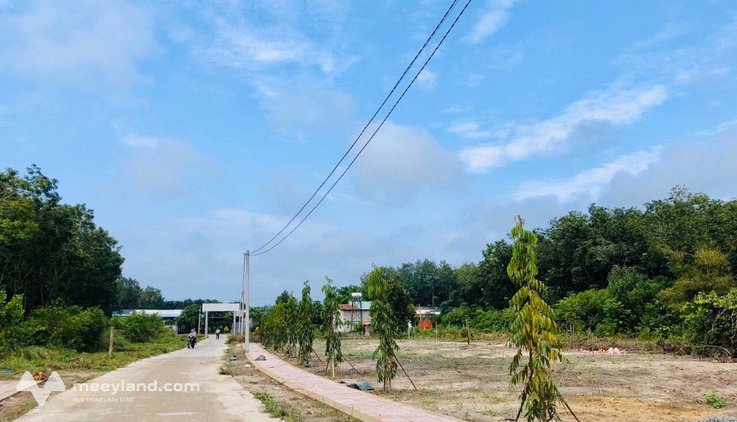 Bán đất vườn Phú Riềng, Bình Phước, diện tích 255m², sổ hồng riêng, sang tên ngay khi giao dịch