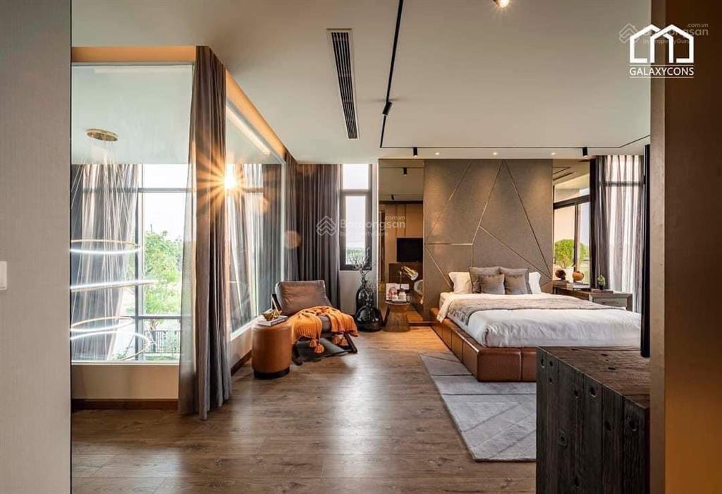 Tôi cần bán grand marina saigon 2pn 92m2 giá 28 tỷ khách nào cần mua trực tiếp