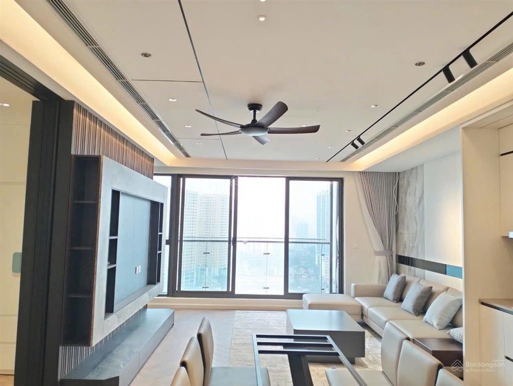 Chính chủ bán căn 2pn flc 36 phạm hùng, dt 70m2, sẵn sổ, đủ nội thất, ban công đn, giá 5.75 tỷ