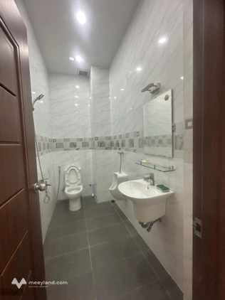 Cho thuê Văn phòng tại Khu đô thị Him Lam Kênh Tẻ, 25 triệu/tháng, 120m2, view đẹp, chính chủ