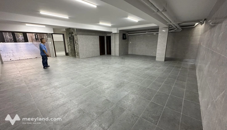 Cho thuê Văn phòng DT 500m2 view đẹp tại Khu đô thị Him Lam Kênh Tẻ