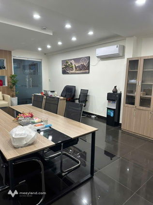 Cho thuê văn phòng tầng trệt giá tốt 13,5tr tại KĐT Him Lam Kênh Tẻ