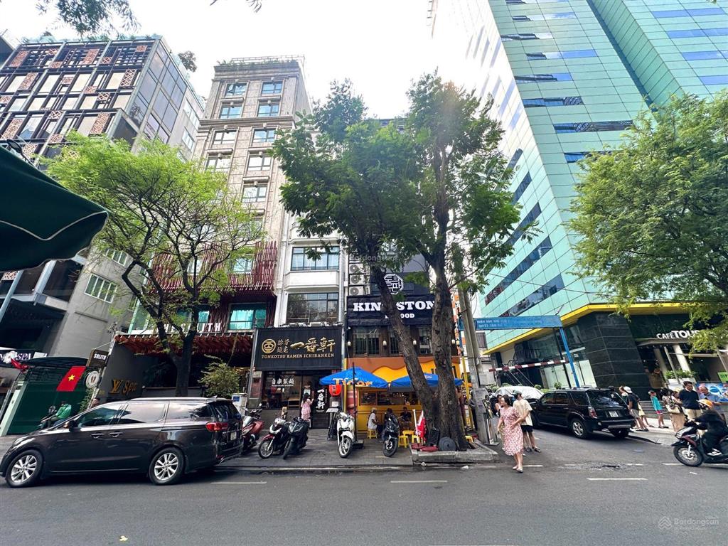 Khan hiếm nhà mặt tiền hai bà trưng, quận 3 đối diện cv lê văn tám (8,5m x 26,5m cn 225m2) 168 tỷ