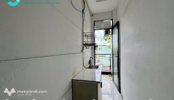 Cho thuê nhà trọ Lạc Long Quân, 4,5 triệu, 30m2, giá tham khảo tốt trong khu vực, Hot!