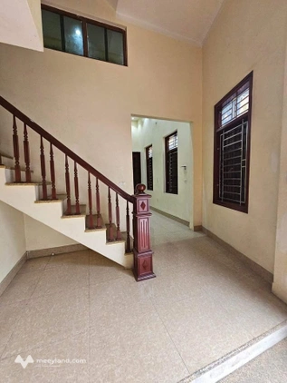 Bán nhà 3 tầng dân xây tại phố Điện Biên, trung tâm Nam Định cũ