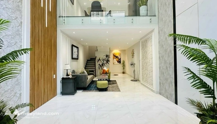 Bán nhà sát mặt tiền đường Quang Trung, Phường 8, Gò Vấp, hẻm nhựa xe hơi ngủ trong nhà