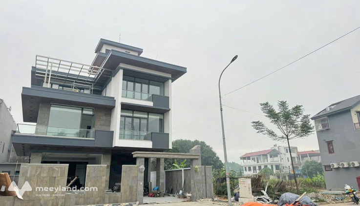 Bán lô góc view công viên, gần hồ, gần ủy ban, trường học thuộc Đa Mai, Bắc Giang