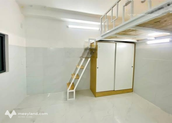 Phòng trệt có máy lạnh giá 2,8tr gần trường Kim Đồng