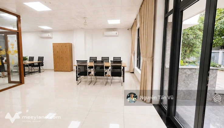 Văn phòng tầng trệt 80m2 full nội thất giá chỉ 14 triệu/tháng tại Vạn Phúc City