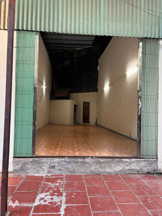 Cho thuê nhà 65m2 Bằng B, Hoàng Liệt, Hà Nội, giá 5,5 triệu/tháng, ngõ xe ô tô 2.5 tấn đỗ cửa