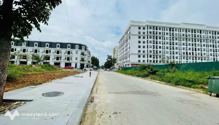 Bán đất kiệt Nguyễn Lộ Trạch, phường Xuân Phú, thành phố Huế