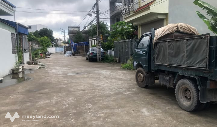 Cần bán 2 mảnh đất liền kề thuộc khu vực xóm 8, xã Tân Thành, Vụ Bản cũ