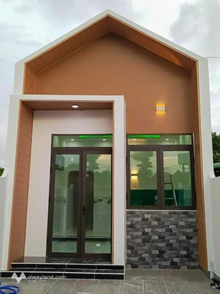 Bán căn nhà mới xây xong tại trung tâm thị trấn Long Điền, cách nhà hát chỉ 200m, giá 1.55 tỷ