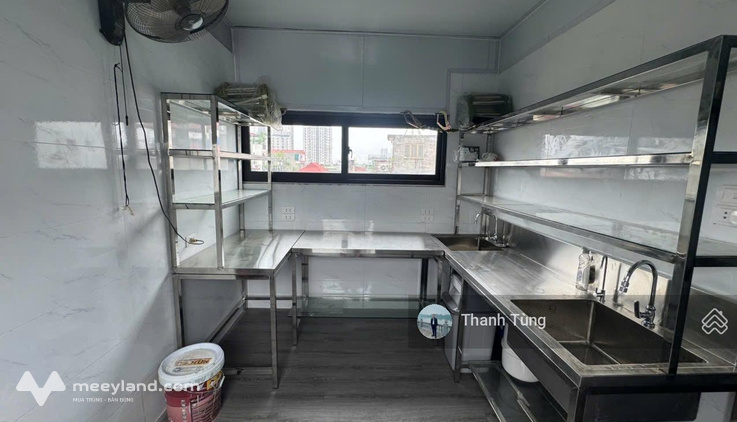 Phòng 3tr/tháng vệ sinh chung nội thất xịn mặt phố Khương Trung ô tô đỗ sạch sẽ văn minh