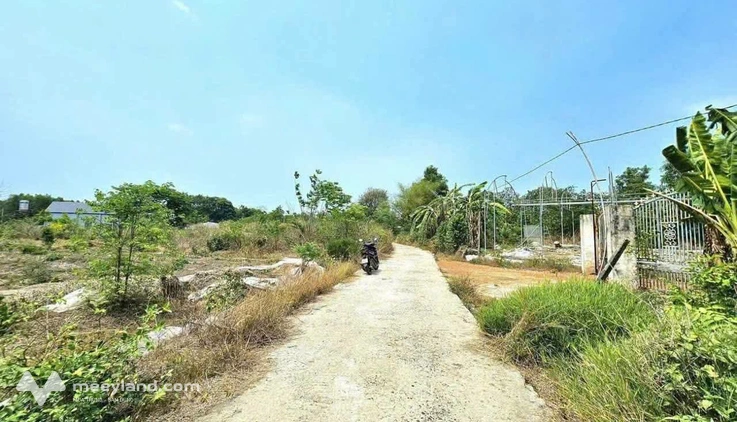 Cần bán gấp lô đất mặt tiền đường nhà nước quy hoạch 12m, lọt lòng 3 KCN lớn nhất Bình Phước