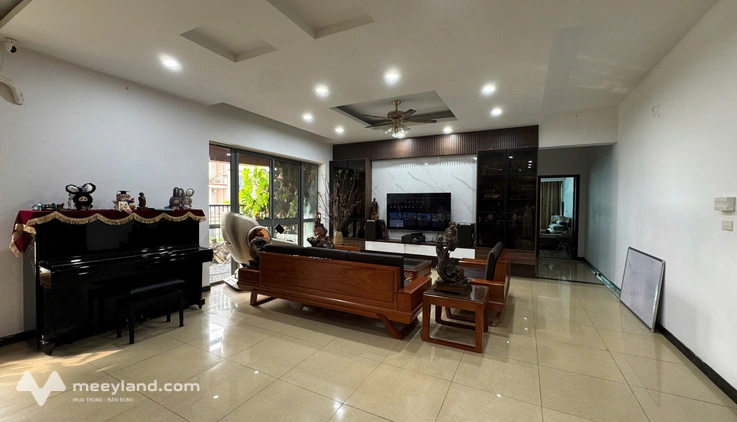 Chính chủ bán căn góc CT5C Vân Khê, 166m², 3 ngủ, 3 vệ sinh, ban công Nam mát rười - đủ nội thất