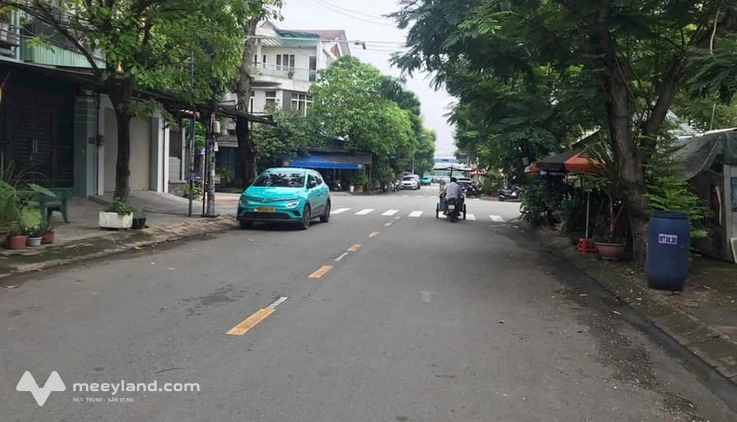Chủ gửi bán nhà mặt tiền khu công nghiệp Tân Bình, 5 lầu, 105m2, giá 10.5 tỷ